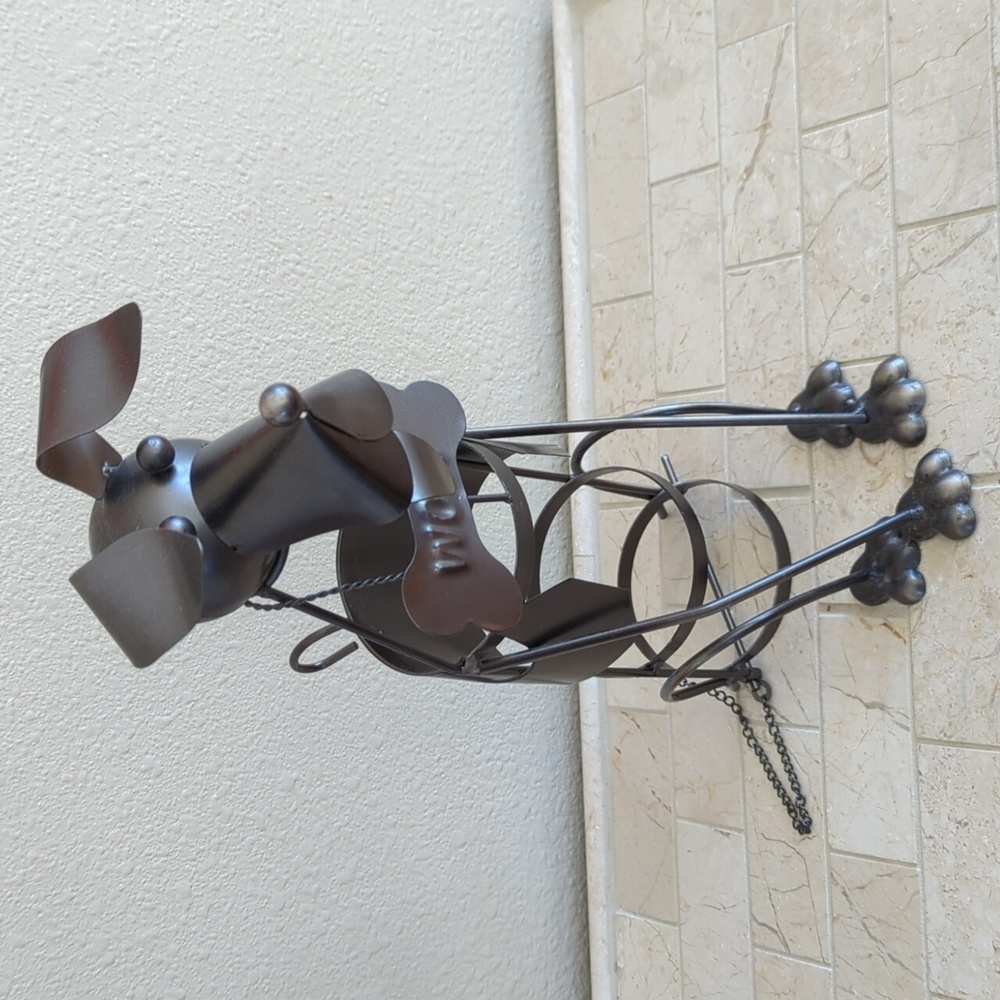 Metal Dog Wine Holder